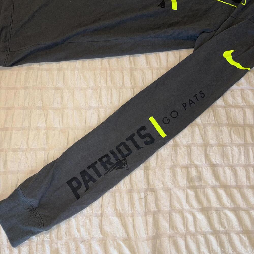 Nike New England Patriots New Long Sleeve NfL Mens Small T-Shirt Dri-Fit Go Pats - Picture 3 of 6